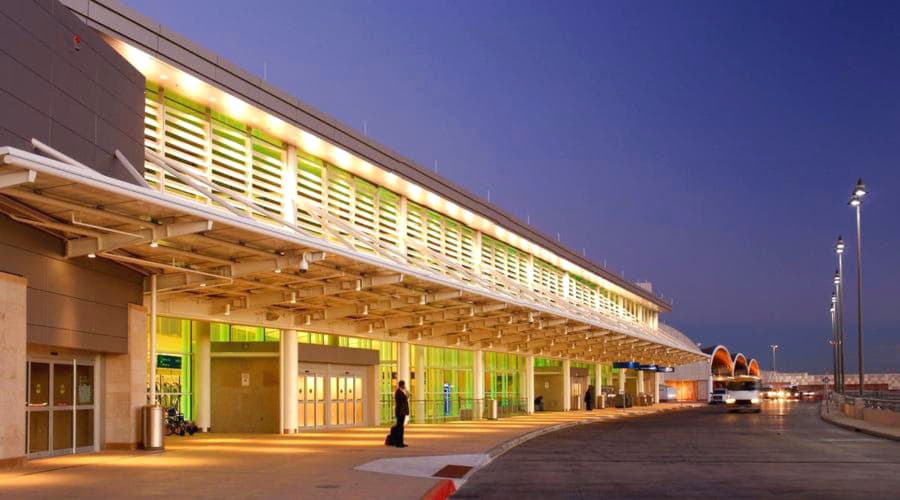 Le migliori offerte di noleggio auto a Aeroporto di Sant'Antonio